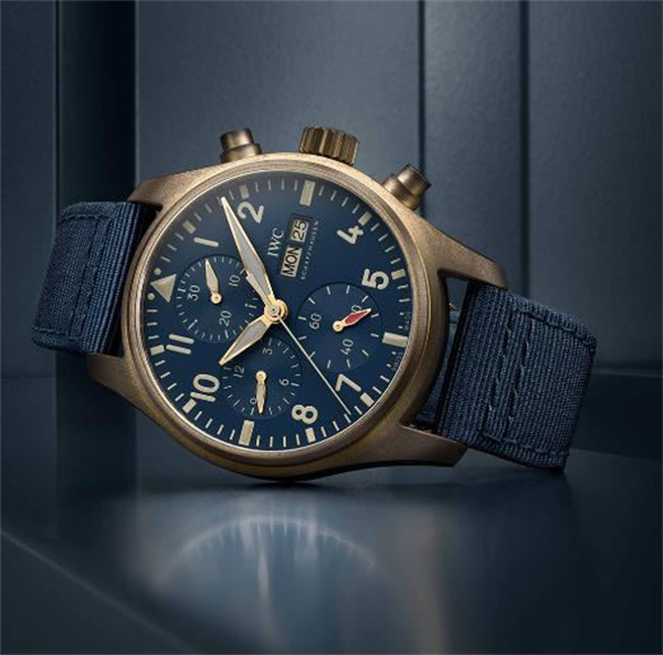 万国腕表表壳破裂原因是什么（图）